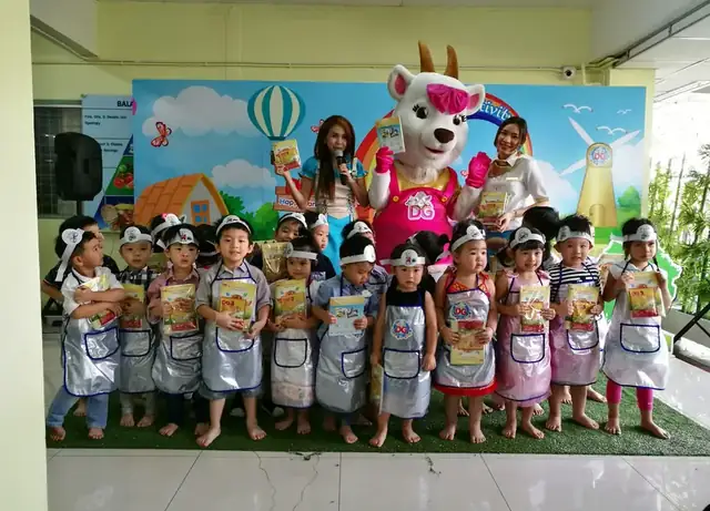 บูธกิจกรรมสำหรับครอบครัว — งานที่มีทั้งบูธ ตัวมาสคอต และกิจกรรมเด็ก